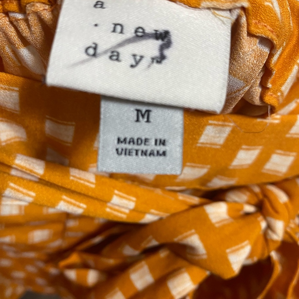 A new day mustard yellow paper bag shorts - Picture 3 of 5